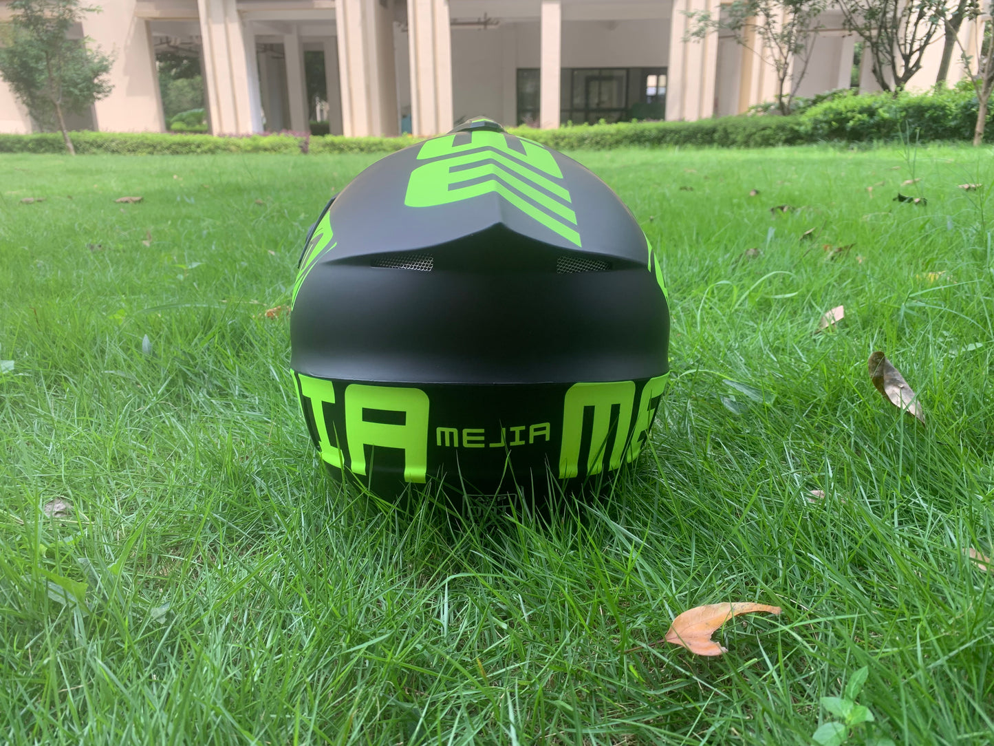 CASCO NEGRO/VERDE